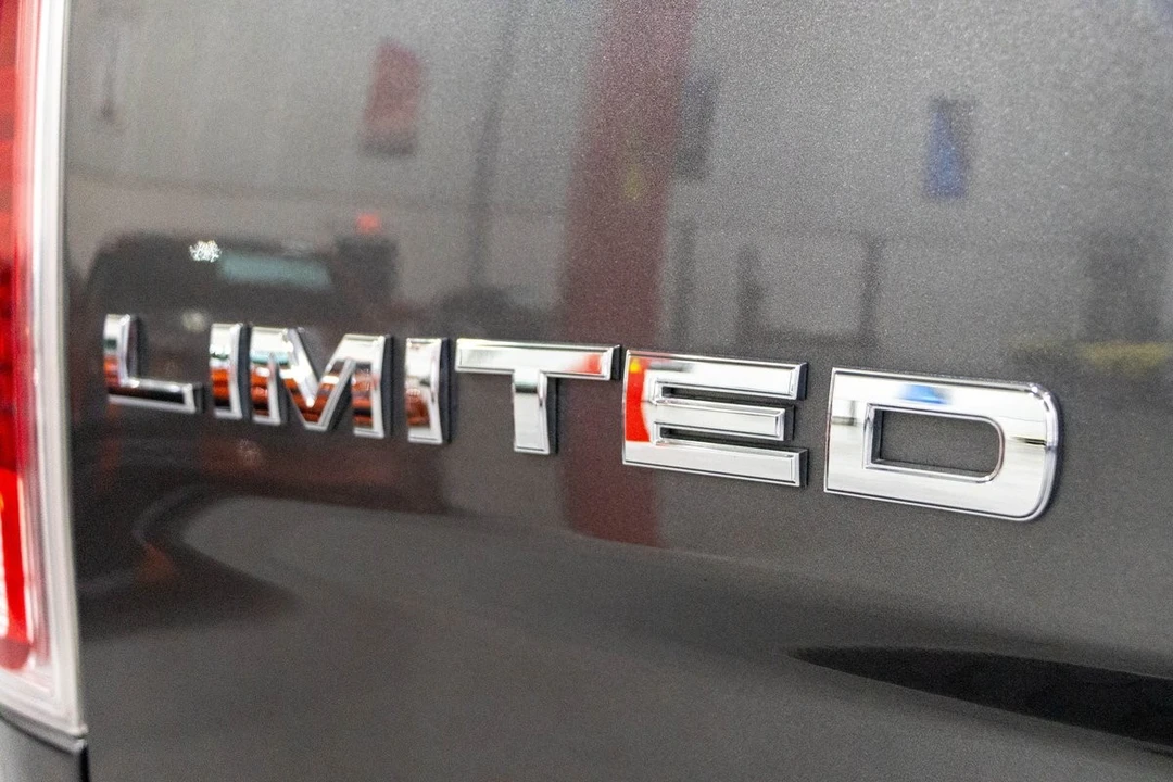 2015 Ram 2500 - Image 25 of 31