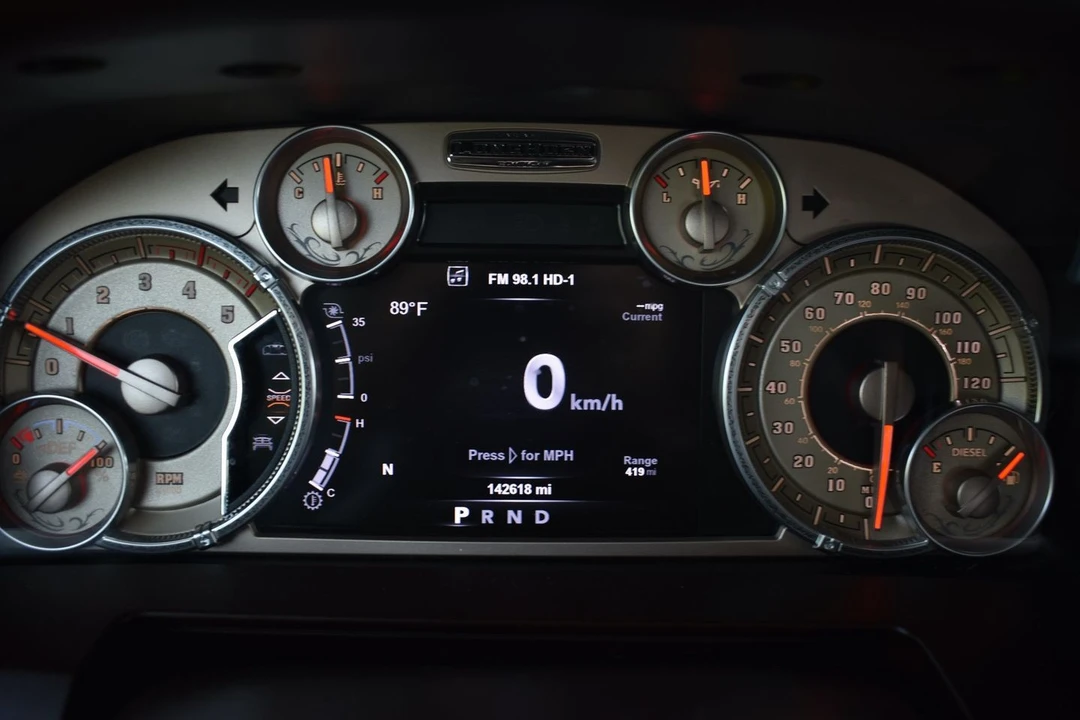 2015 Ram Heavy Duty - Image 13 of 21