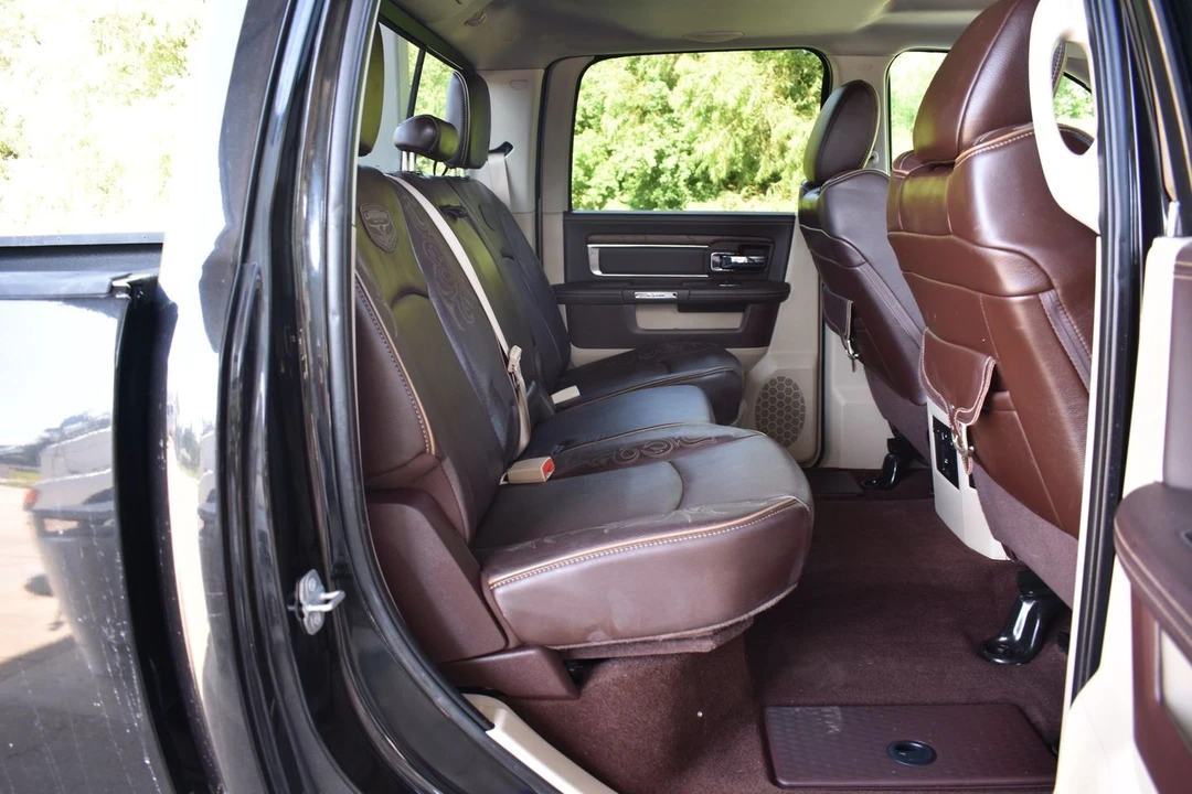 2015 Ram Heavy Duty - Image 16 of 21