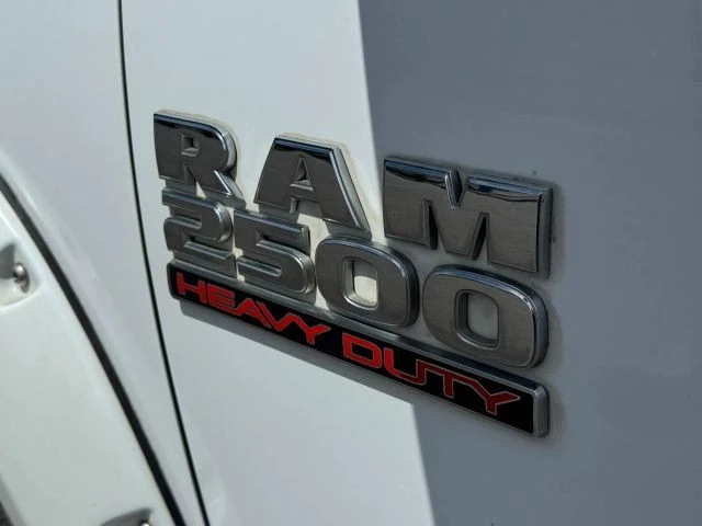 2015 Ram Heavy Duty - Image 10 of 31
