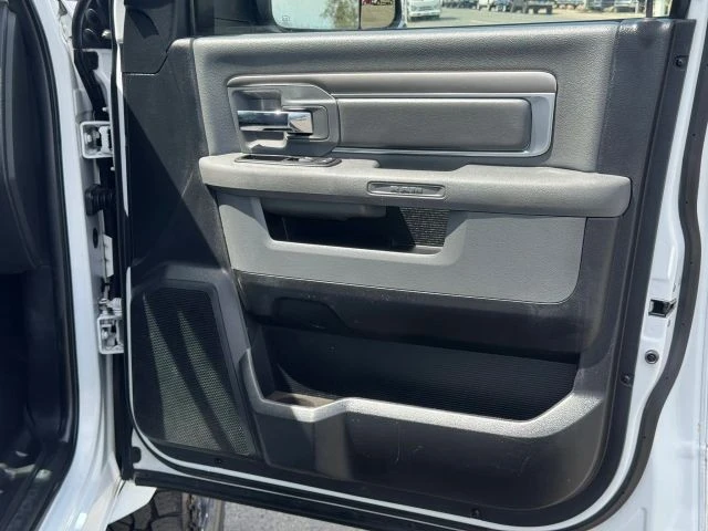 2015 Ram Heavy Duty - Image 24 of 31