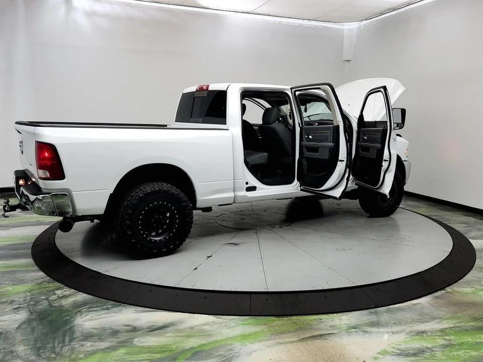 2015 Ram Heavy Duty - Image 11 of 31