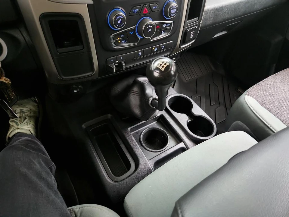 2015 Ram Heavy Duty - Image 17 of 31