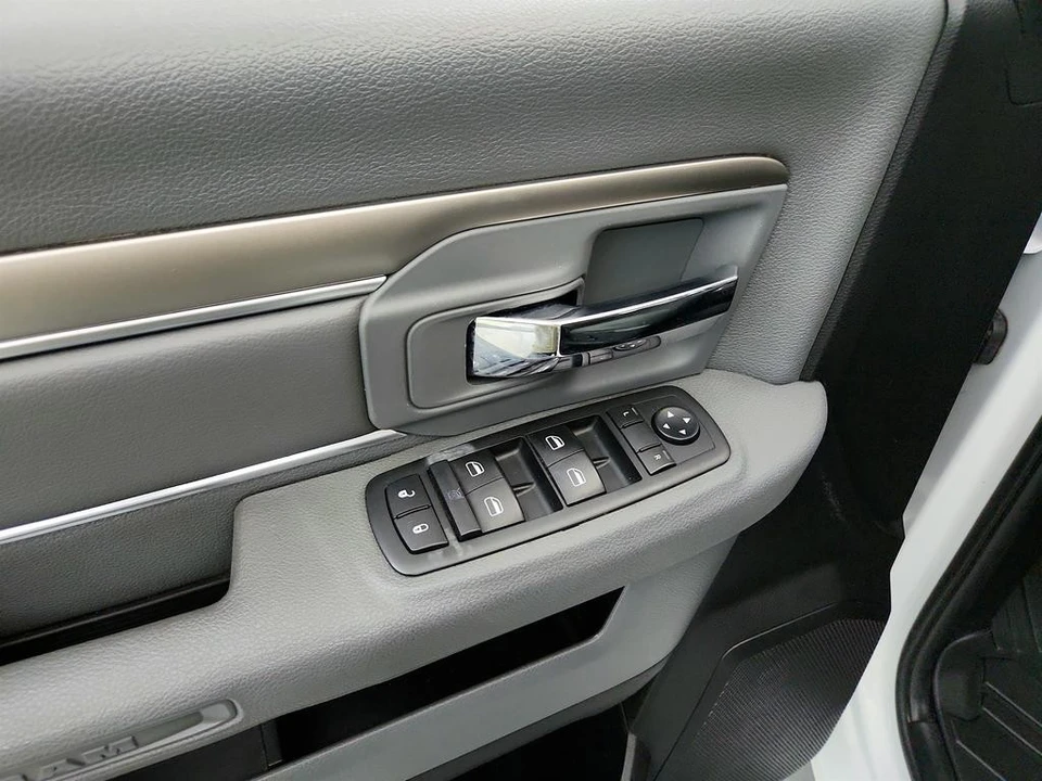 2015 Ram - Image 20 of 31