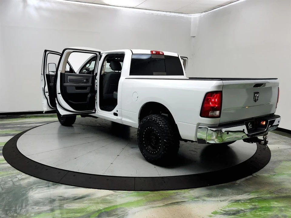2015 Ram Heavy Duty - Image 12 of 31