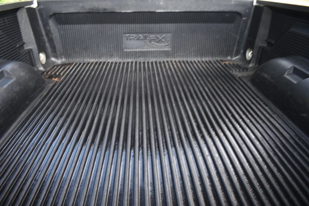 2015 Ram Heavy Duty - Image 9 of 21