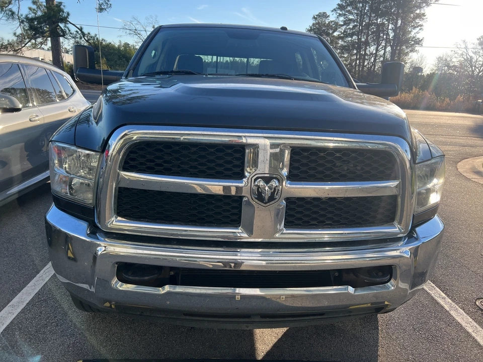 2015 Ram Heavy Duty - Image 2 of 10