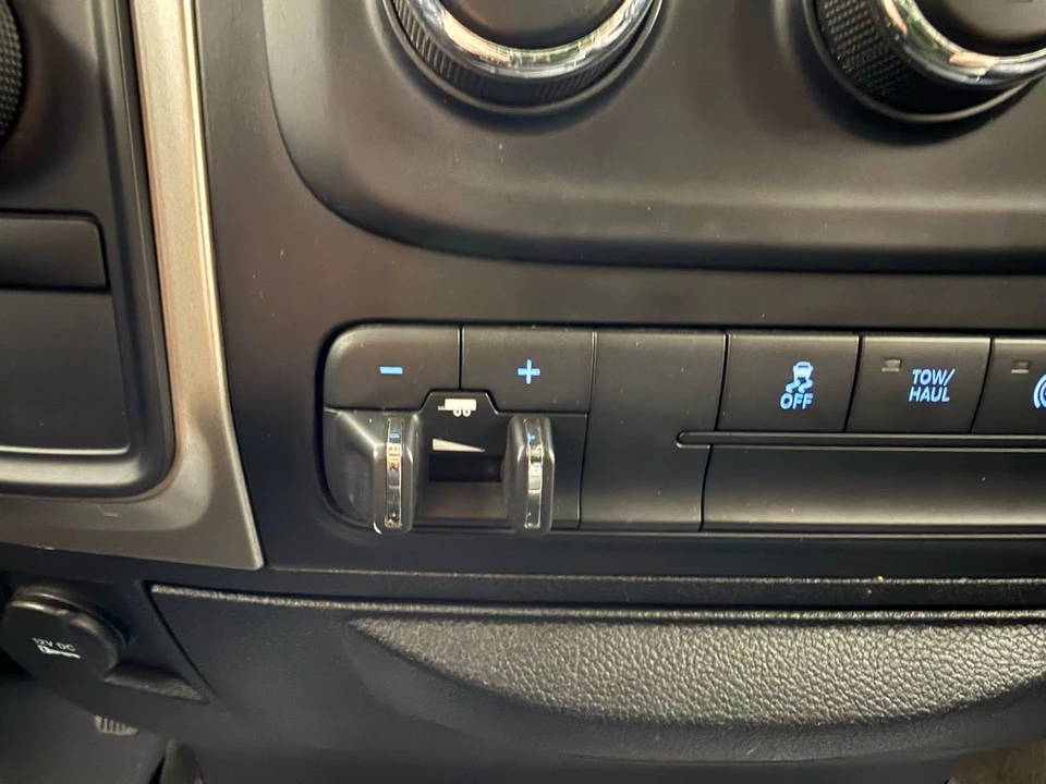 2015 Ram Heavy Duty - Image 19 of 21