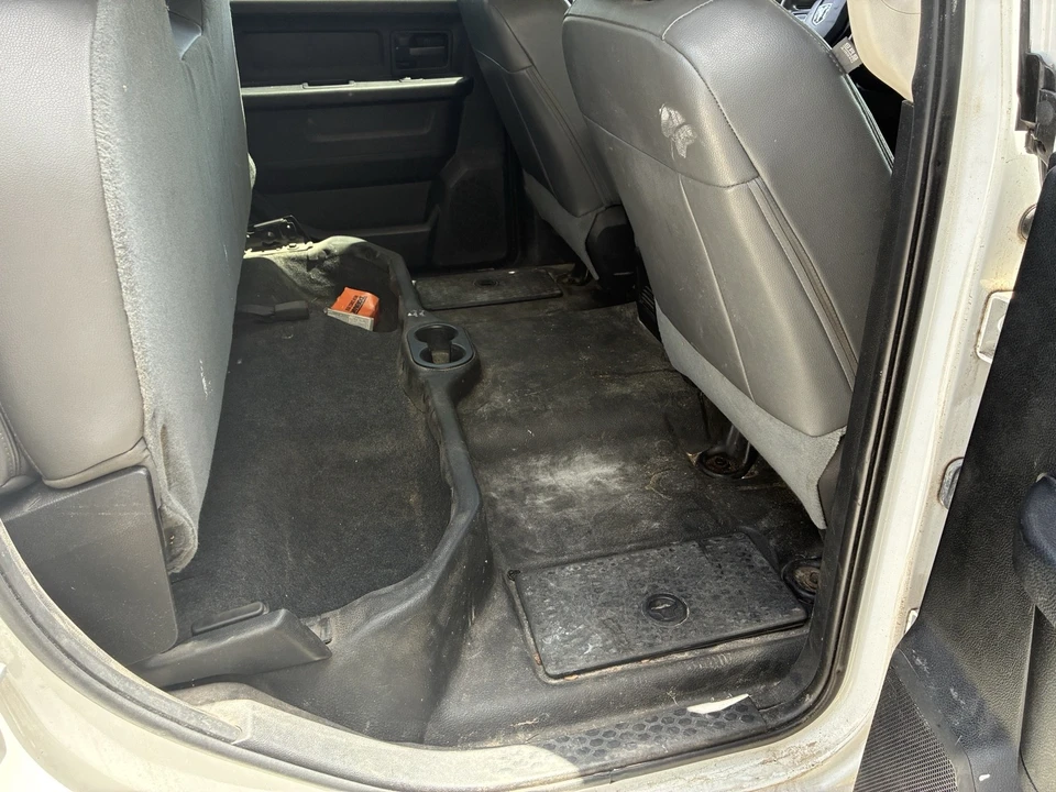 2015 Ram Heavy Duty - Image 15 of 26