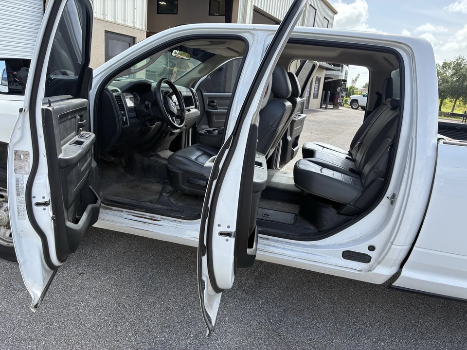 2015 Ram Heavy Duty - Image 18 of 26