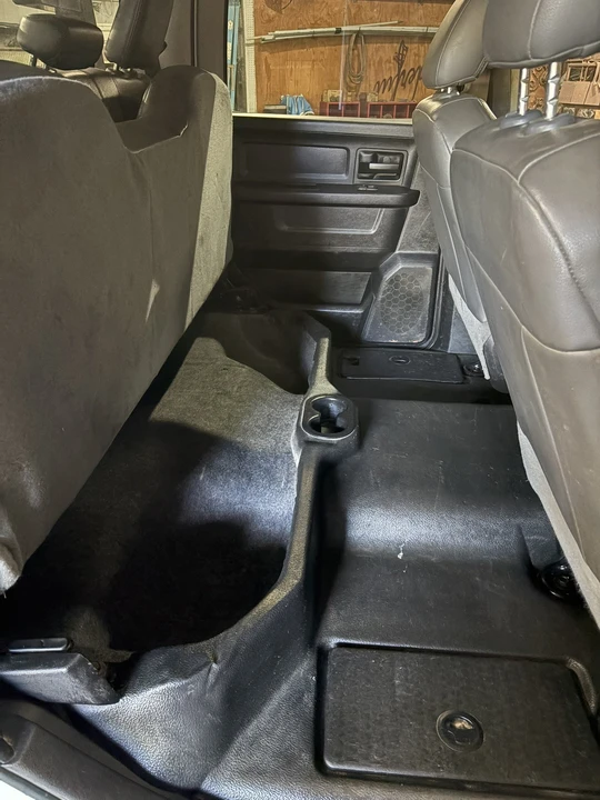 2015 Ram Heavy Duty - Image 18 of 24