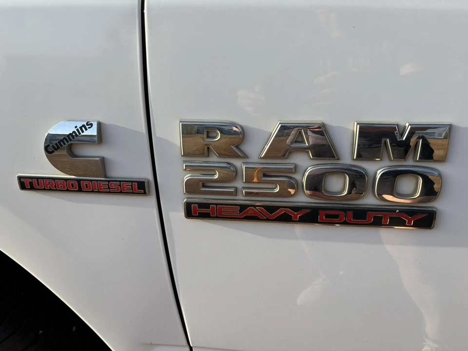 2015 Ram Heavy Duty - Image 11 of 24