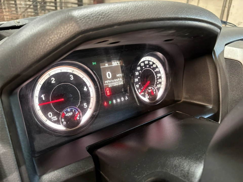 2015 Ram Heavy Duty - Image 20 of 24