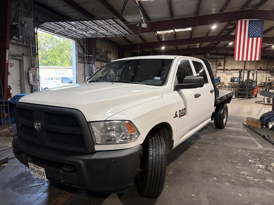 2015 Ram Heavy Duty - Image 2 of 24