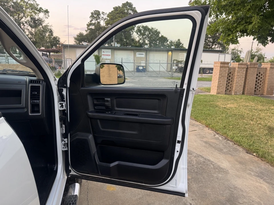 2015 Ram Heavy Duty - Image 18 of 21