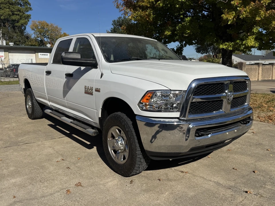 2015 Ram Heavy Duty - Image 4 of 21
