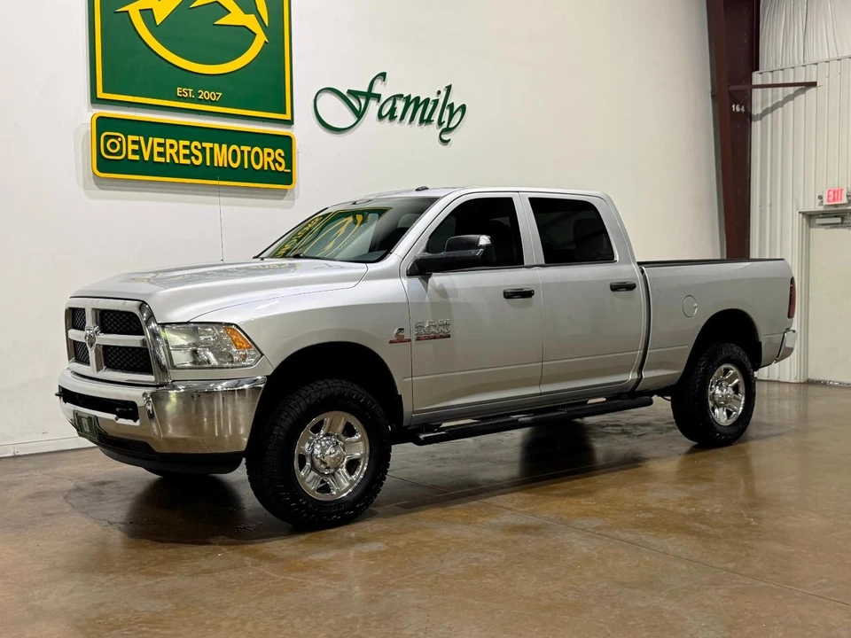 2015 Ram Heavy Duty - Image 3 of 31