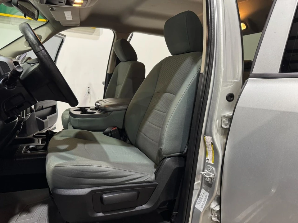 2015 Ram Heavy Duty - Image 13 of 31
