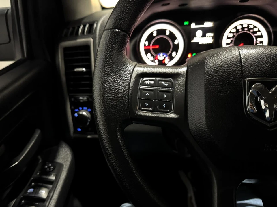 2015 Ram Heavy Duty - Image 23 of 31