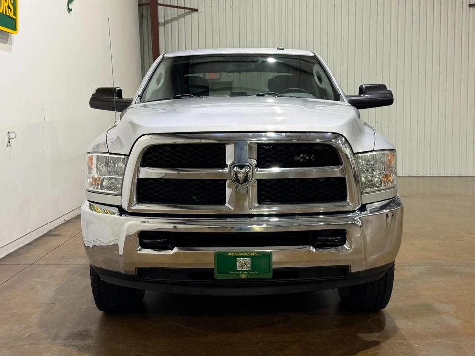2015 Ram Heavy Duty - Image 2 of 31