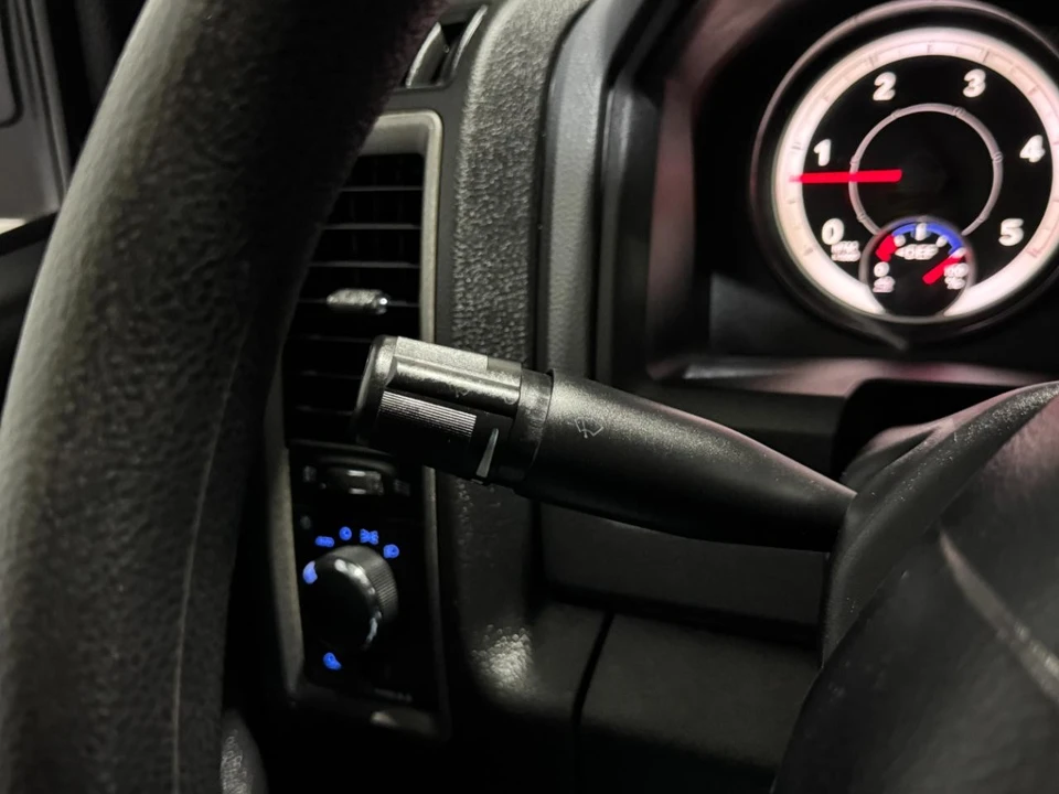 2015 Ram Heavy Duty - Image 24 of 31