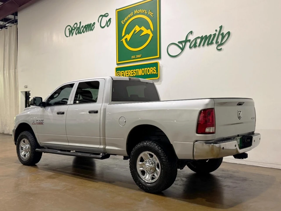 2015 Ram Heavy Duty - Image 6 of 31