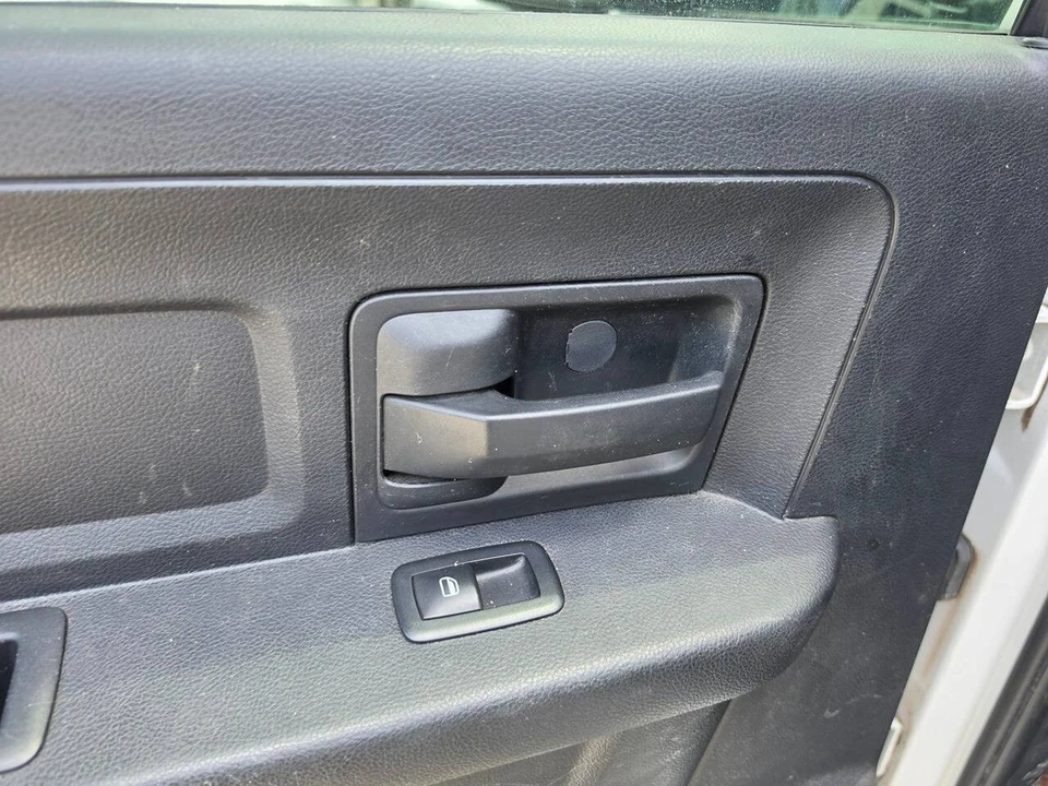 2015 Ram Heavy Duty - Image 30 of 31