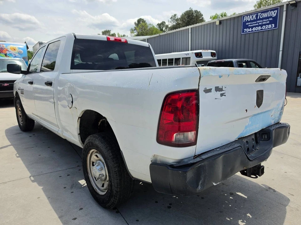 2015 Ram Heavy Duty - Image 4 of 31