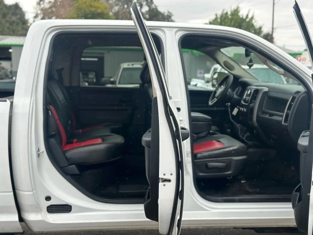 2015 Ram 2500 - Image 17 of 31