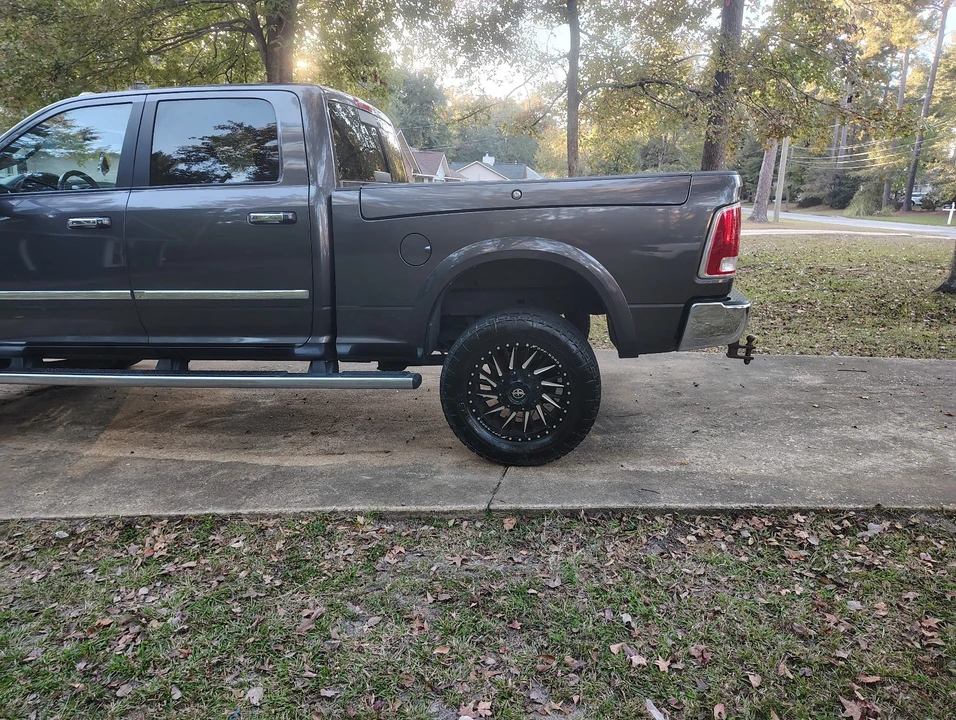 2015 Ram Heavy Duty - Image 6 of 10