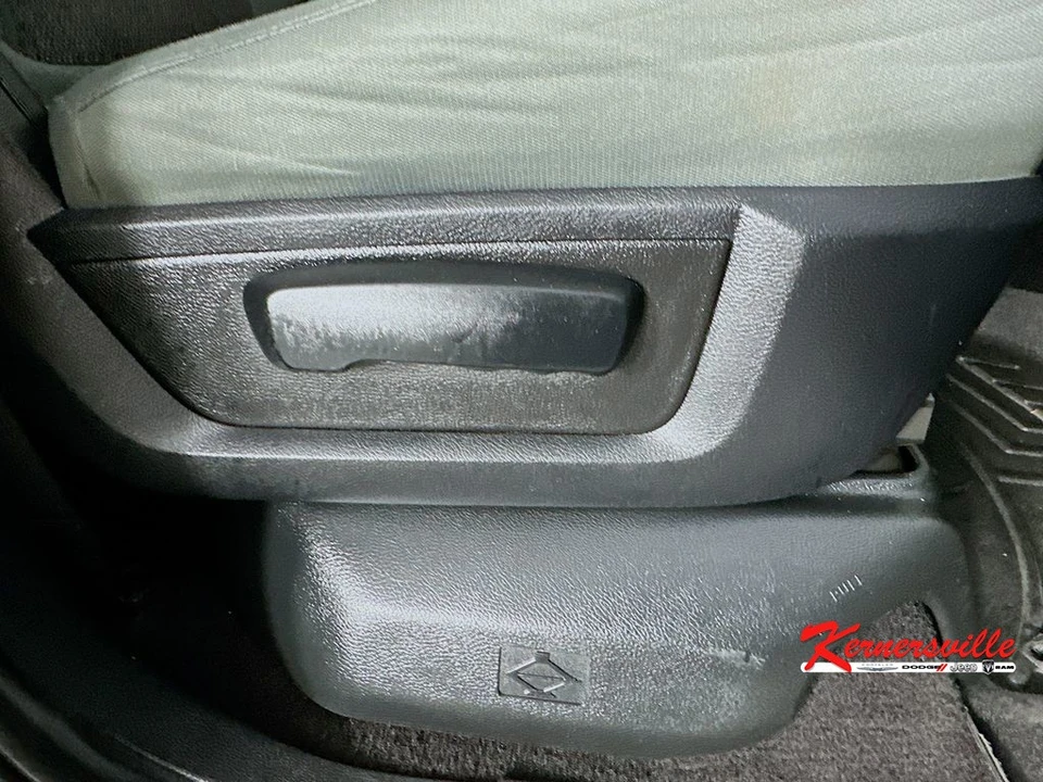 2015 Ram Heavy Duty - Image 23 of 24