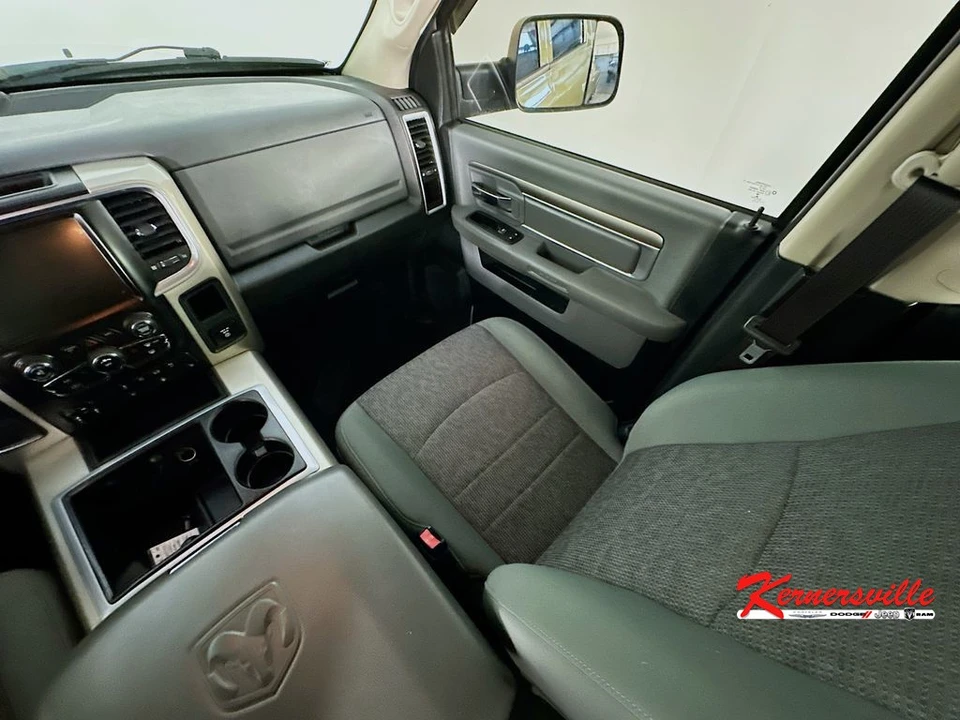 2015 Ram Heavy Duty - Image 11 of 24