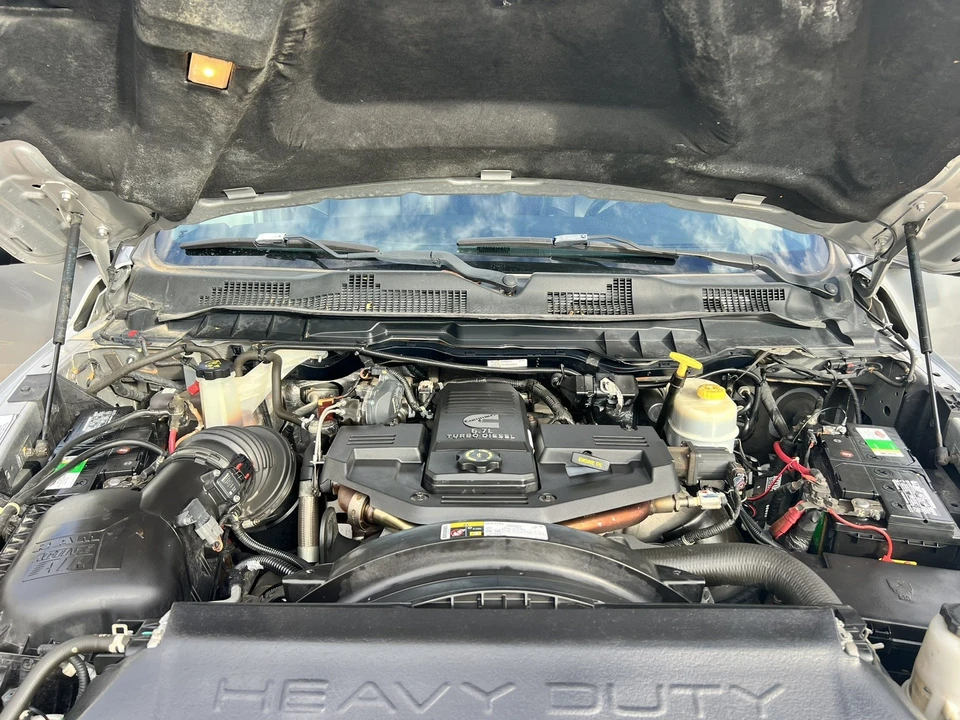 2015 Ram Heavy Duty - Image 11 of 31