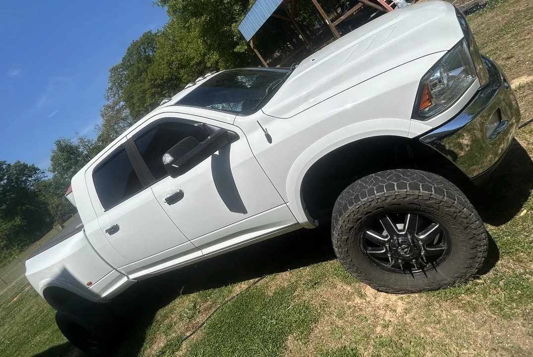 2015 Ram Heavy Duty - Image 2 of 13
