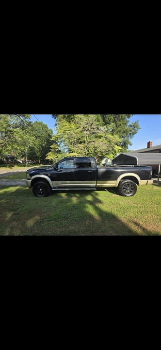 2015 Ram 3500 - Image 4 of 15