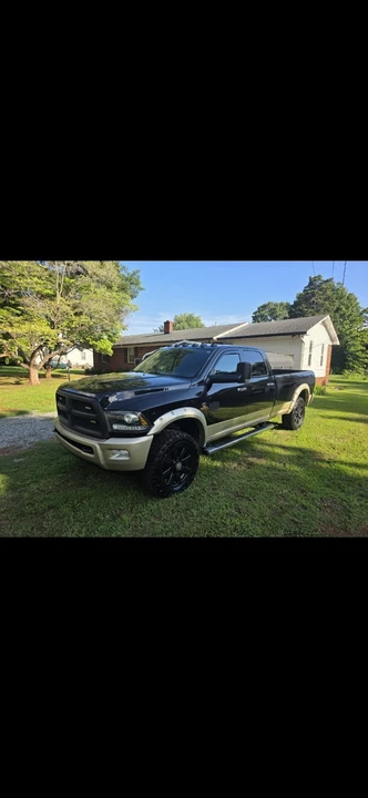 2015 Ram 3500 - Image 5 of 15