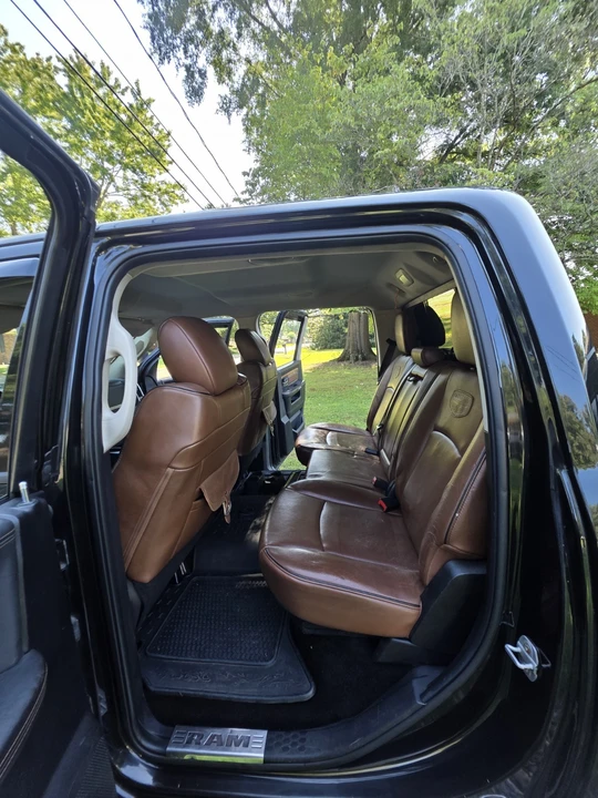 2015 Ram 3500 - Image 7 of 22