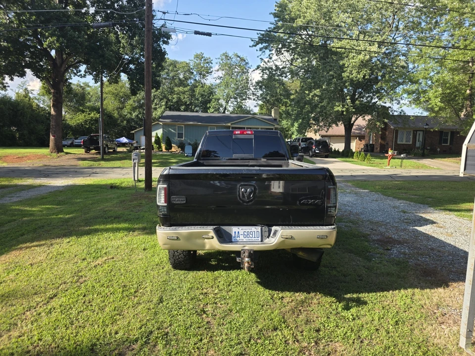 2015 Ram 3500 - Image 15 of 22