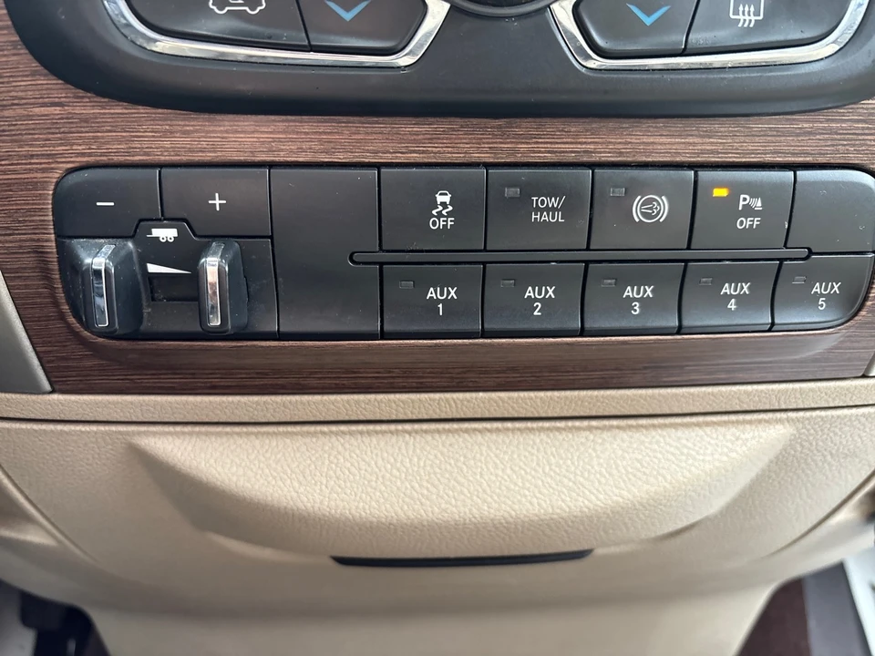 2015 Ram 3500 - Image 23 of 23