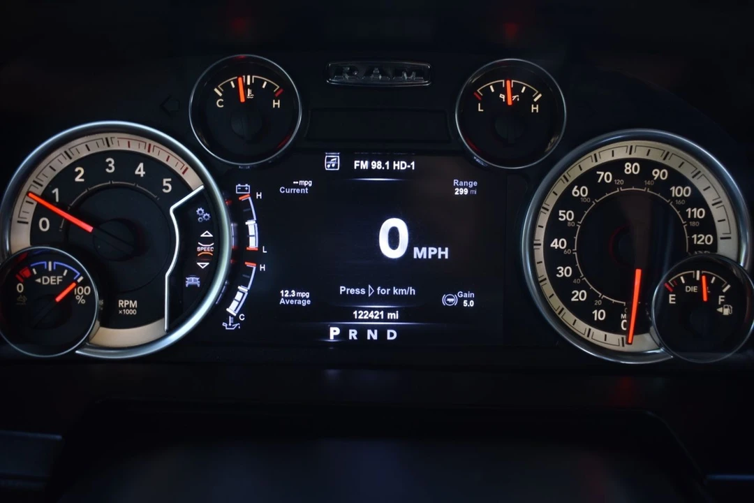 2015 Ram 3500 - Image 14 of 24