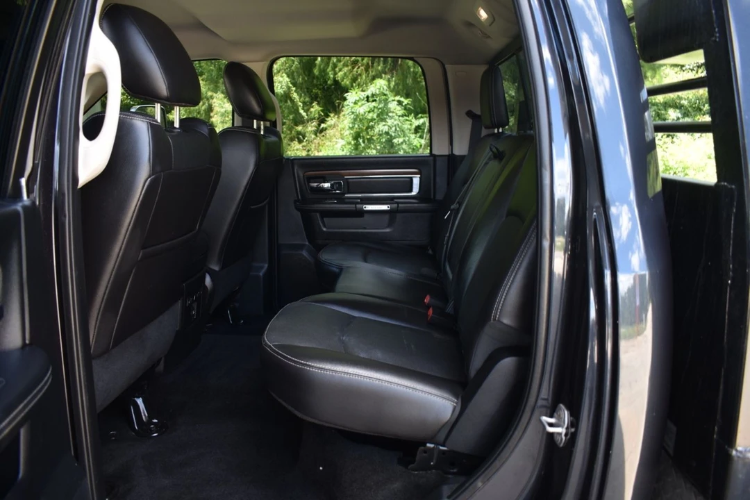 2015 Ram 3500 - Image 13 of 24