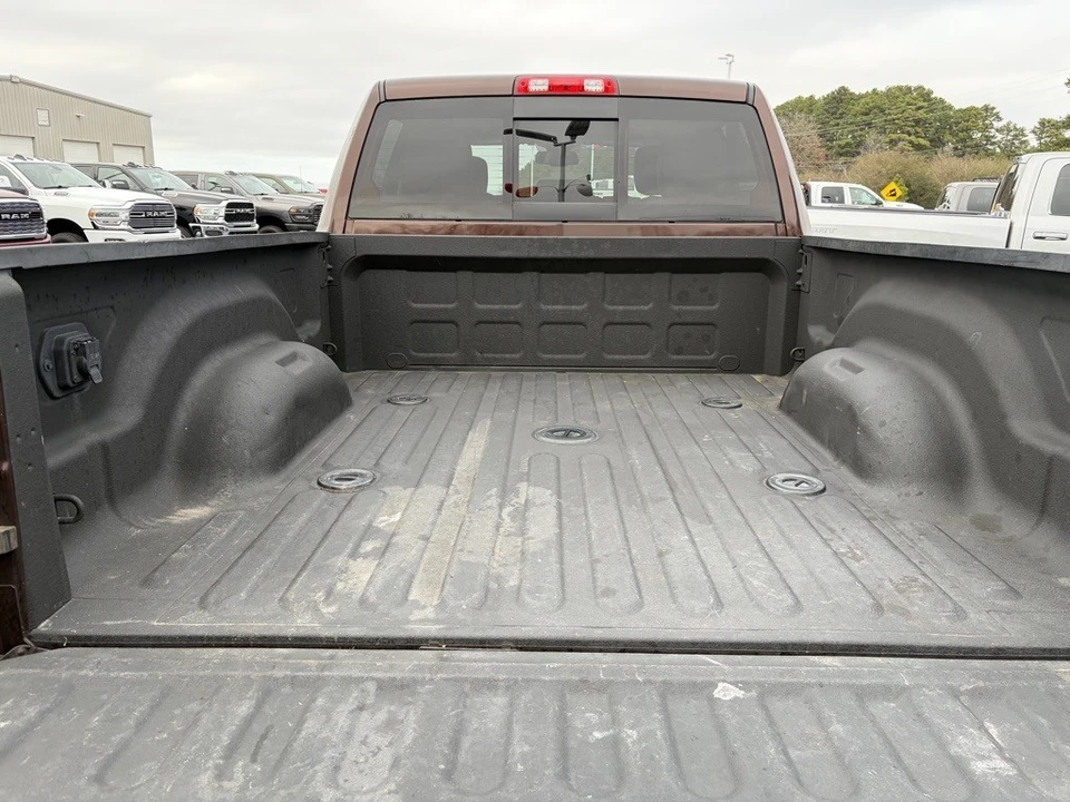 2015 Ram 3500 - Image 7 of 12