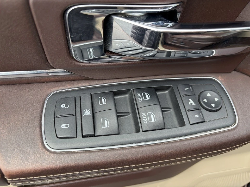 2015 Ram 3500 - Image 10 of 12