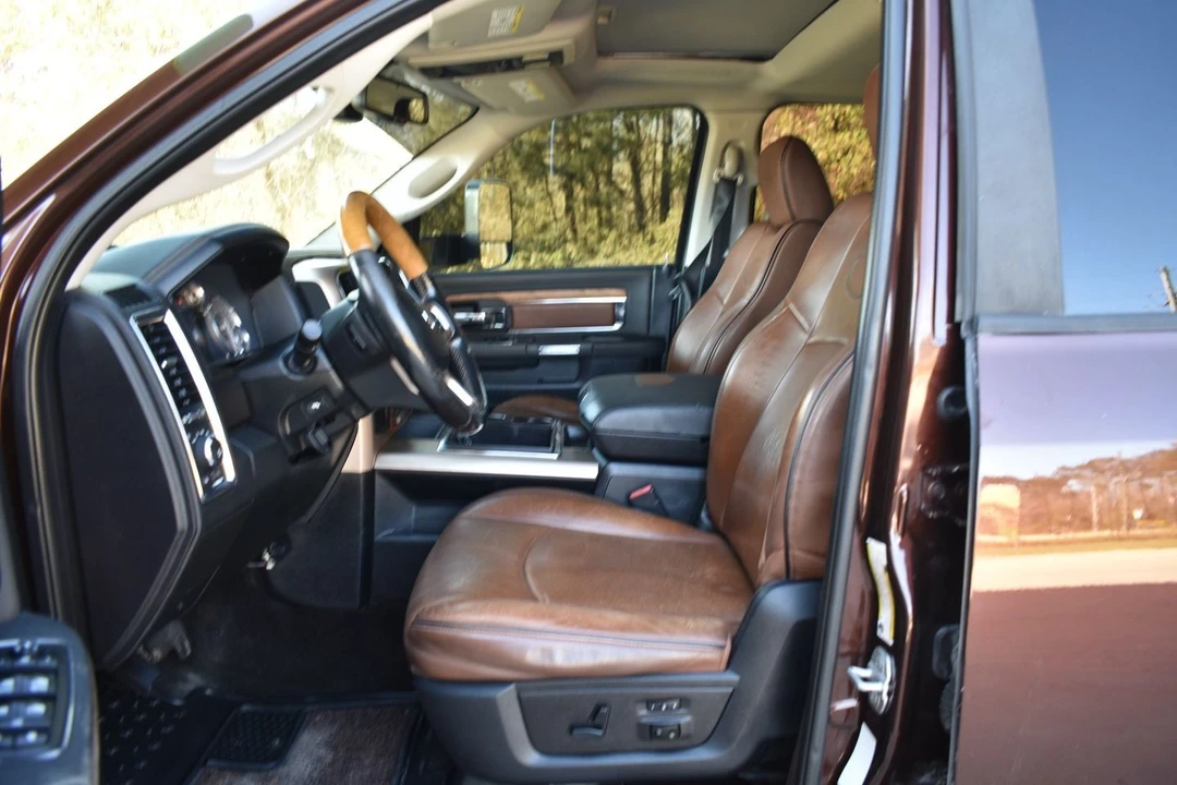 2015 Ram Heavy Duty - Image 10 of 21