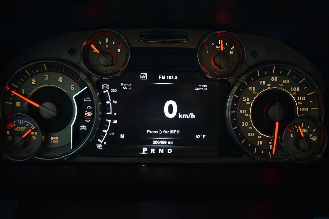 2015 Ram Heavy Duty - Image 12 of 21