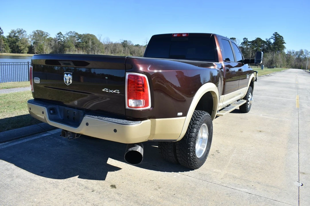 2015 Ram Heavy Duty - Image 4 of 21