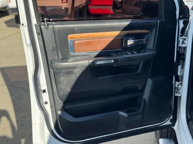 2015 Ram 3500 - Image 10 of 21