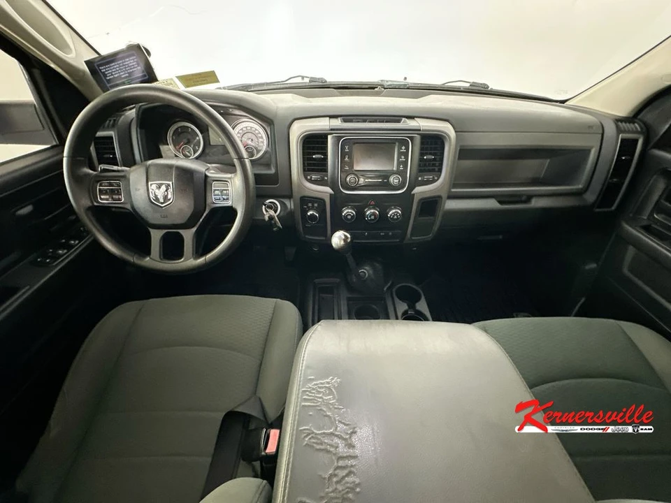 2015 Ram 3500 - Image 10 of 24