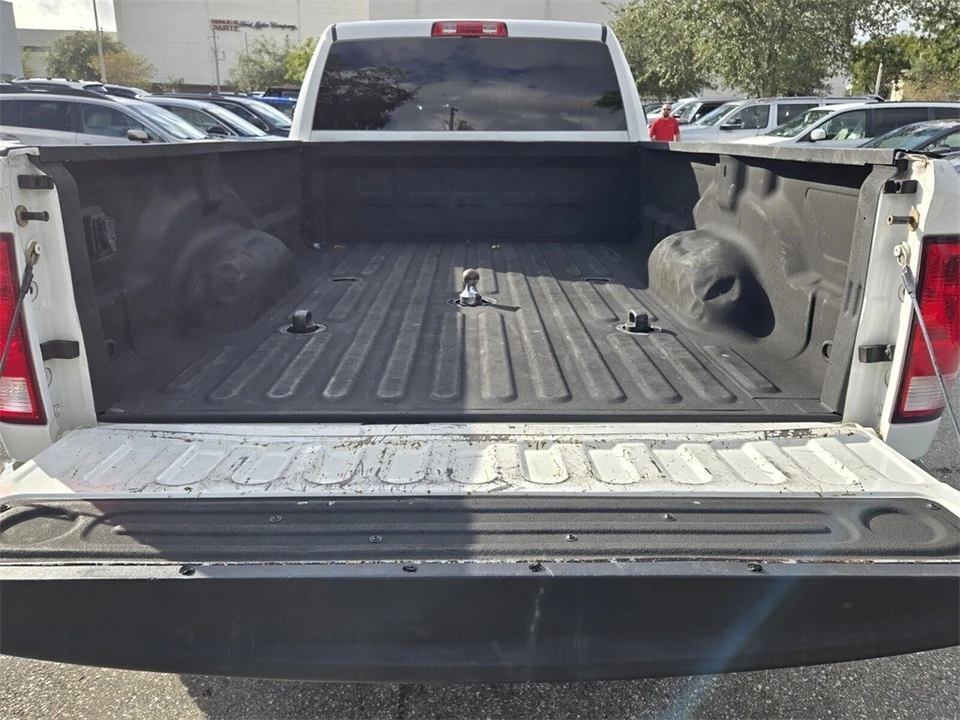 2015 Ram 3500 - Image 9 of 12