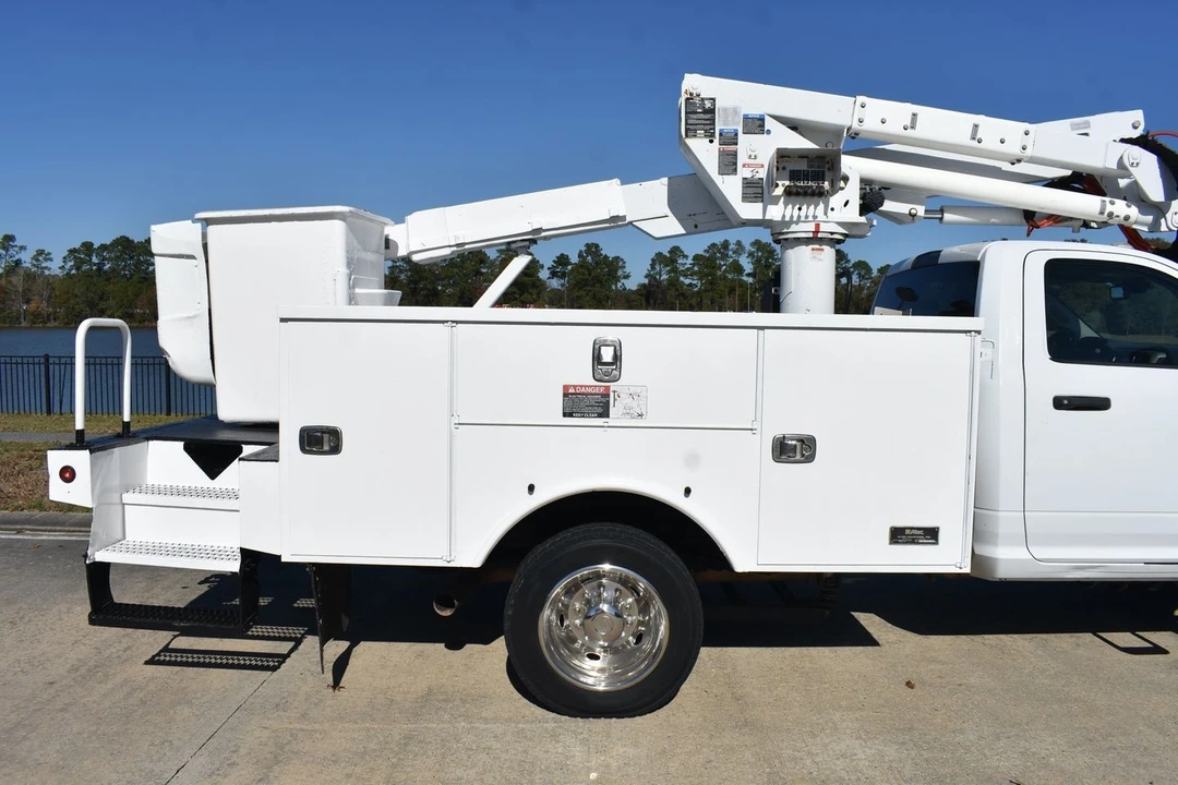 2015 Ram 4500 & 5500 - Image 4 of 21